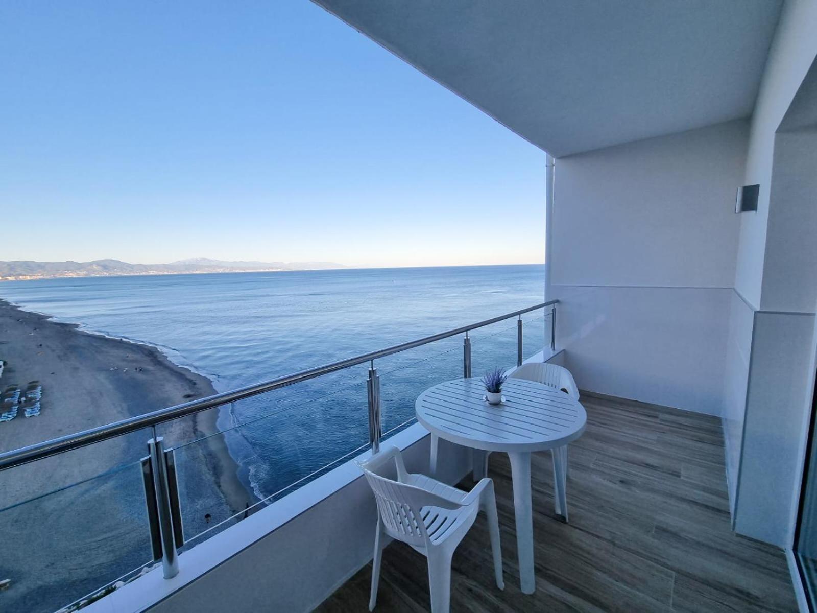 Spectacular Sea Views Torremolinos Daire Dış mekan fotoğraf